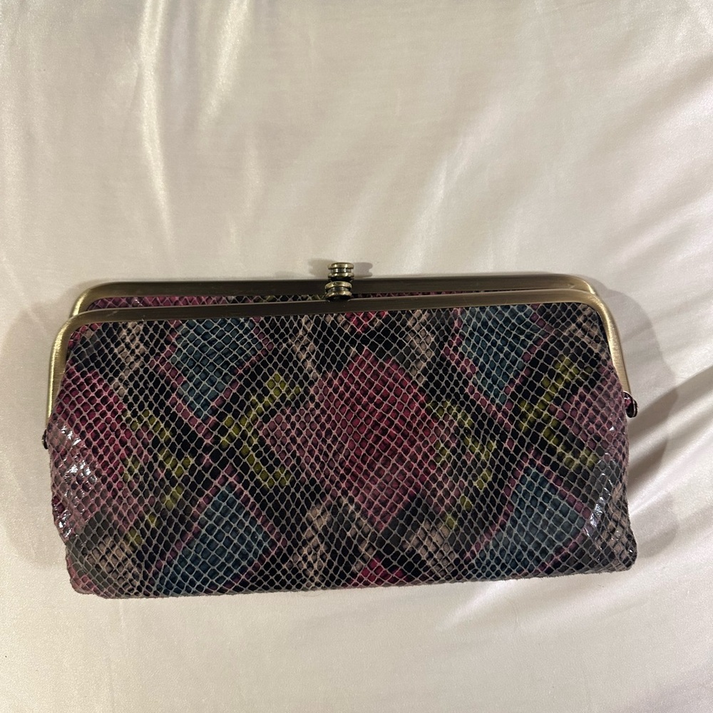 HOBO Lauren Clutch